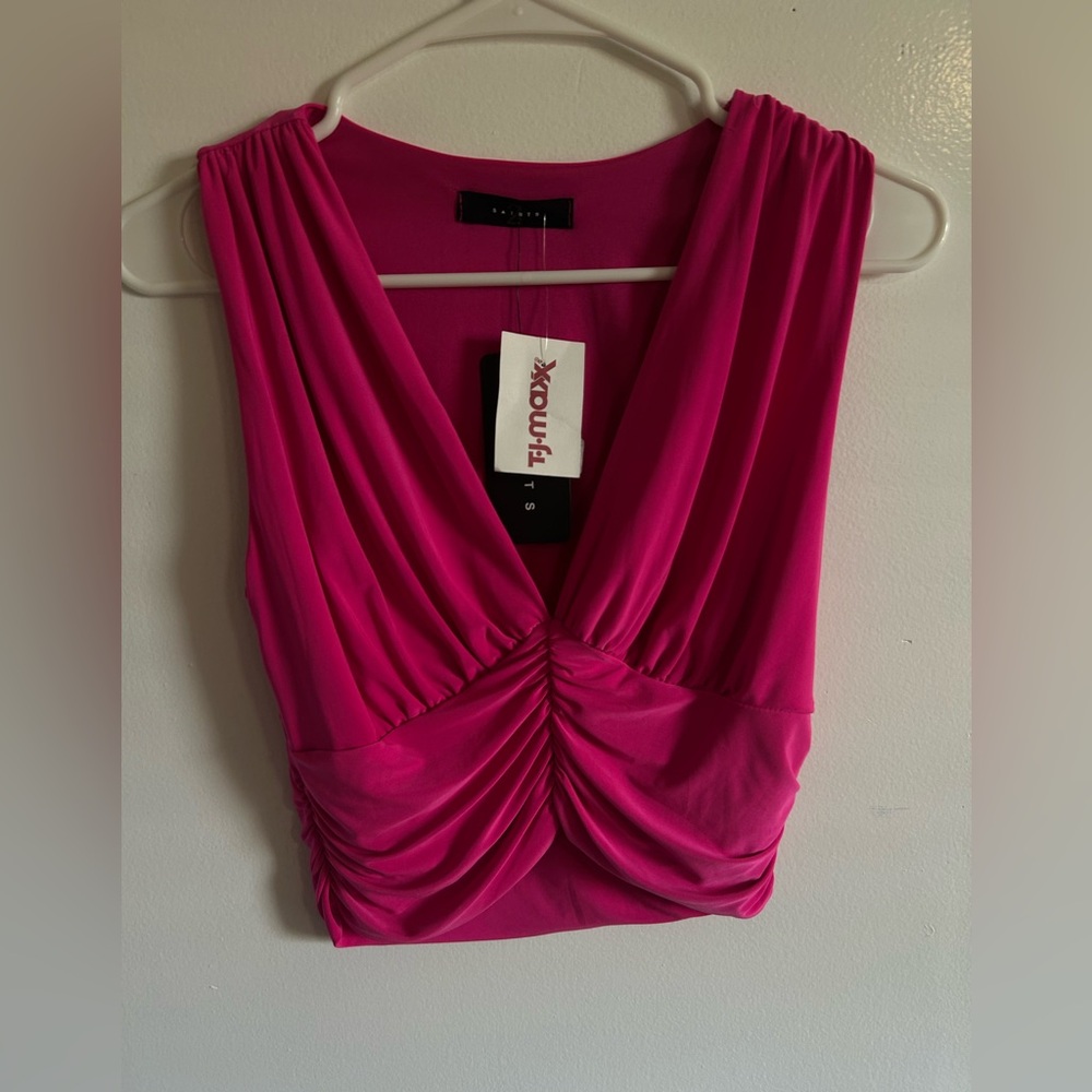 Magenta Sleeveless Top